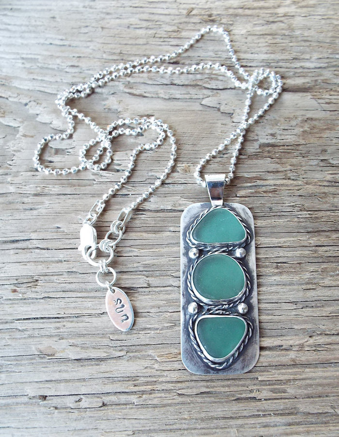 10 Stunning Sea Glass Jewelry Finds