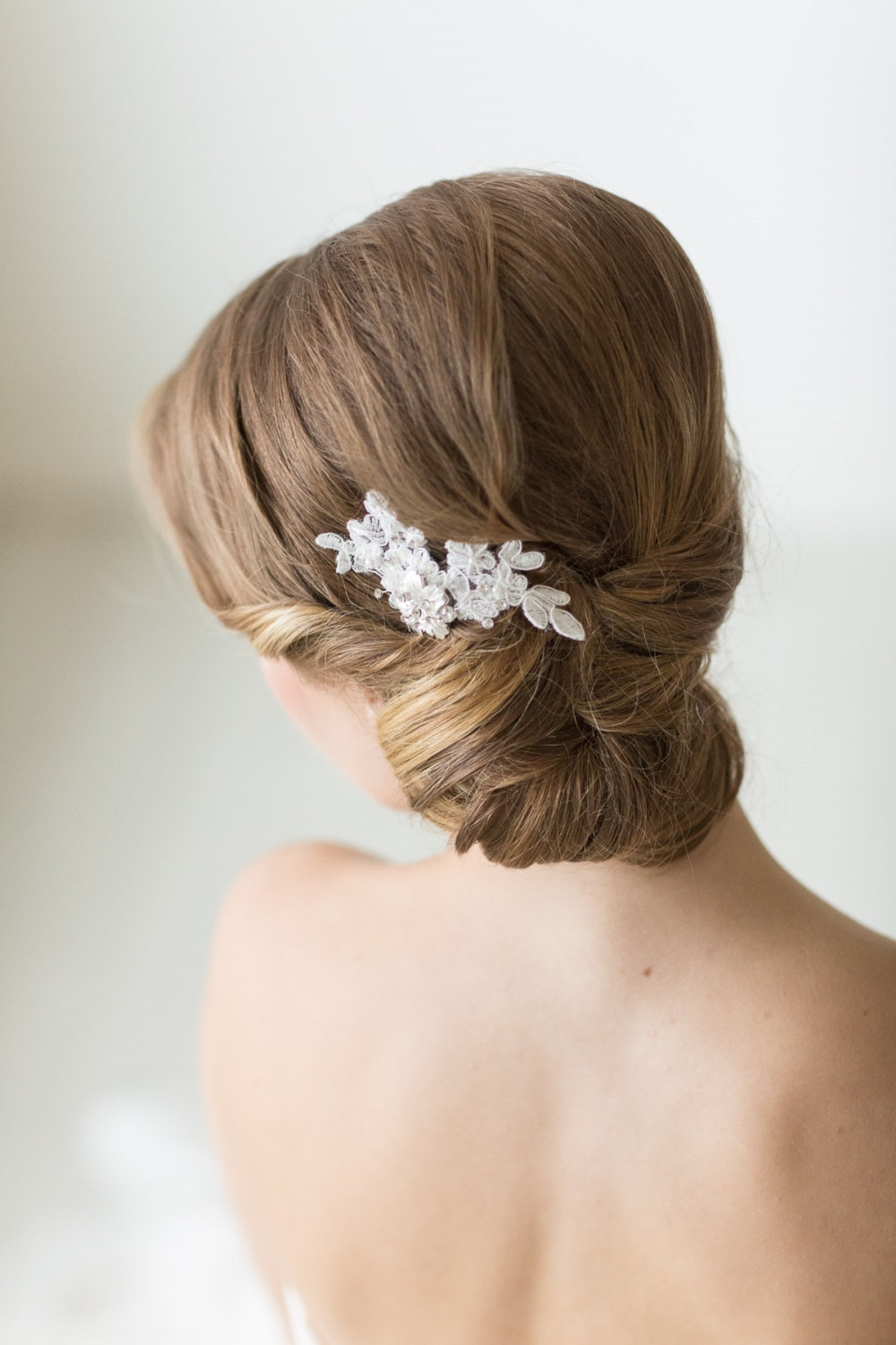 10 Timeless Hair Brooches for Your Big Day | Intimate Weddings - Small ...