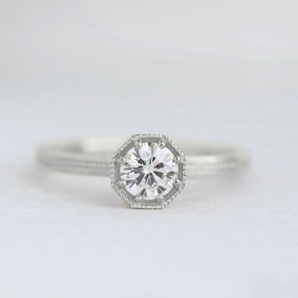 10 Exquisite Art Deco Engagement Rings from Etsy