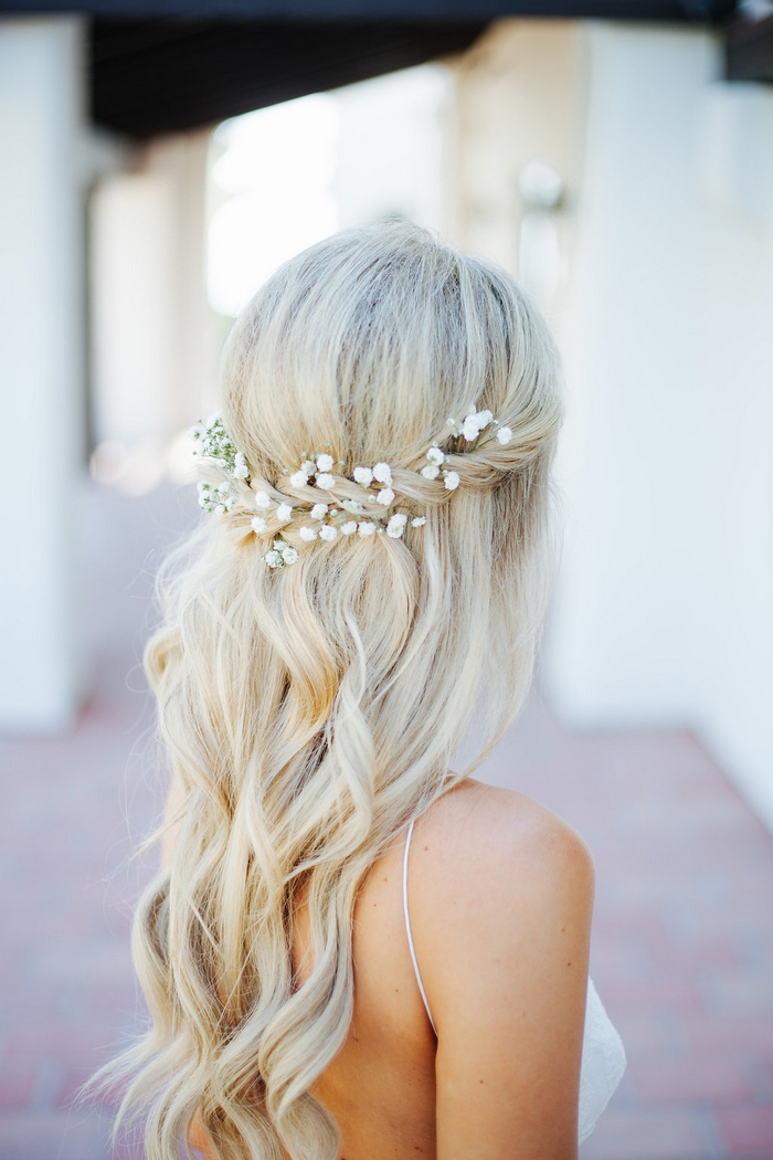 small flowers in hair